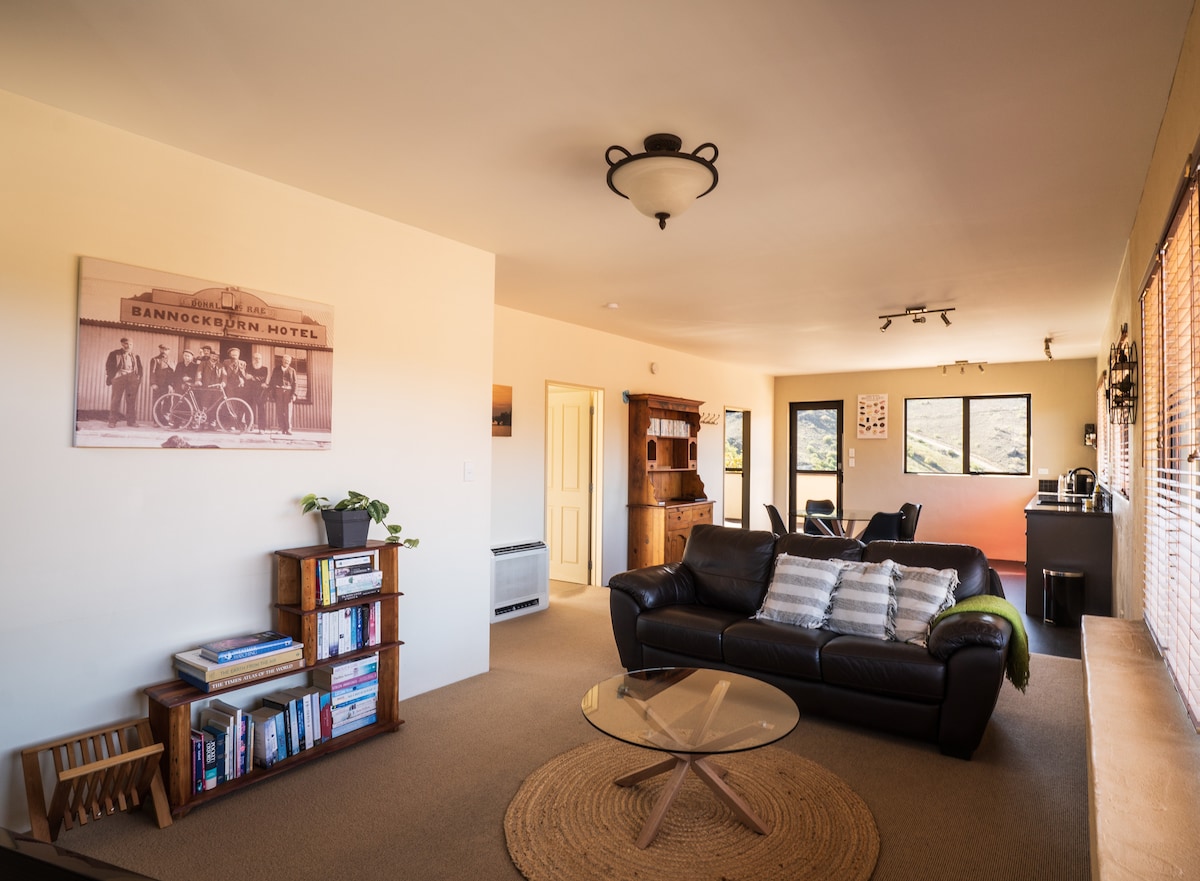 Top performing Airbnb: The Cottage at Bannockburn House (No cleaning fee) in Central Otago District West