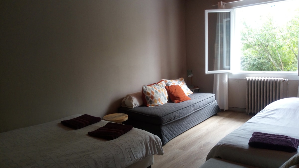 غرفة النوم 2