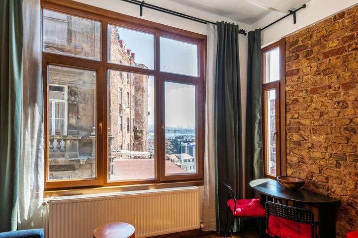 Central 3BR, 2BA, 4AC Cozy Flat W/Sea View&Roof gallery image 5