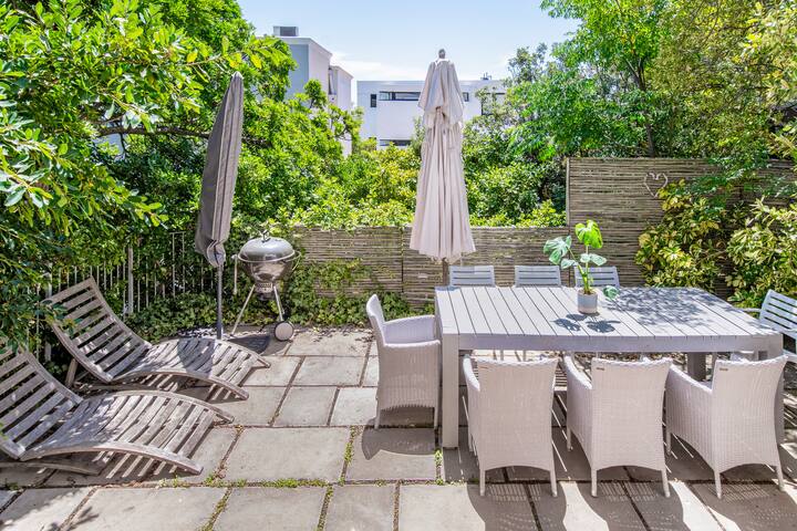 Villa Erythrina- Camps Bay Beach House on Argyle gallery image 4