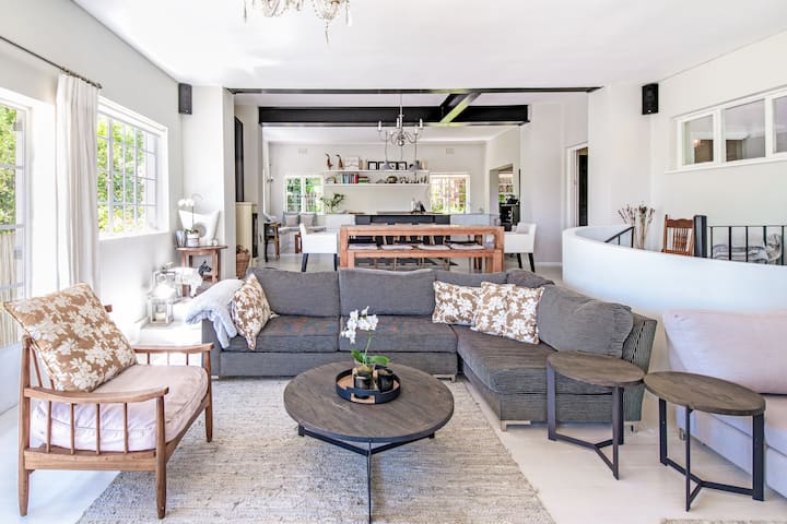 Villa Erythrina- Camps Bay Beach House On Argyle - Camps Bay