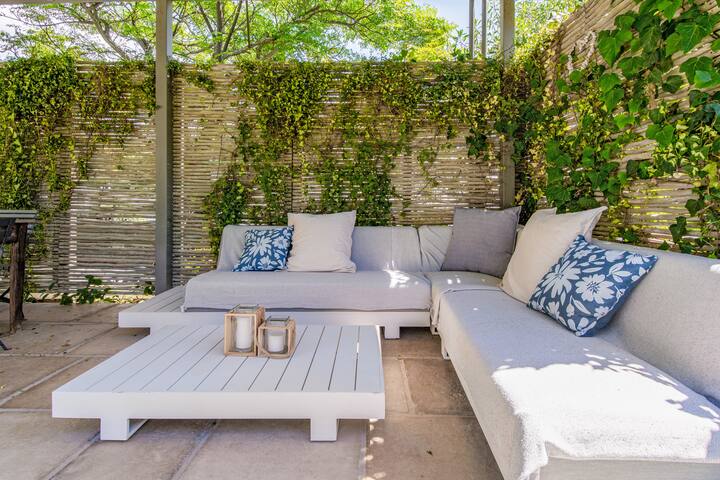 Villa Erythrina- Camps Bay Beach House on Argyle gallery image 5