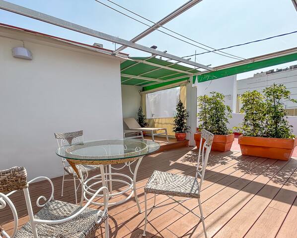 Sorolla penthouse: in the heart of the city, WiFi gallery image 3