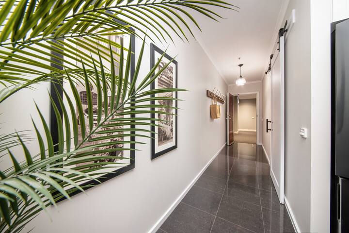 Rivergarden 3 bedroom Apartment gallery image 5