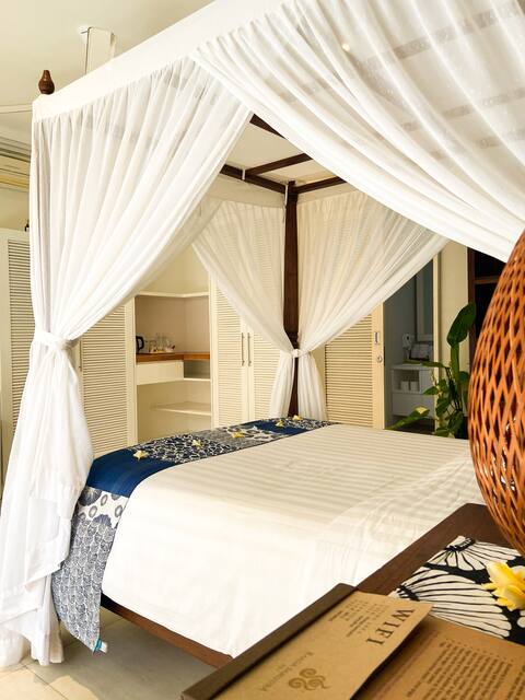 Stunning  Room in Oceanfront  (BR-3)