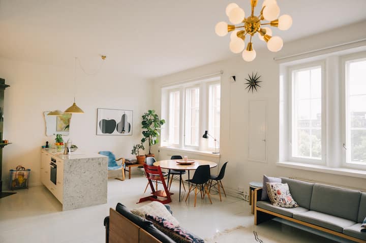 Charming Top Floor 3-room Condo For 1-4 In Kallio - Helsinki