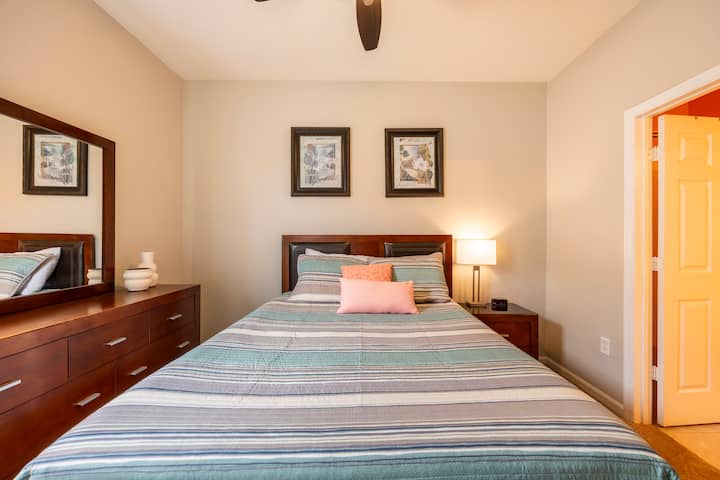 Your Vacation is waiting! Themed rooms.