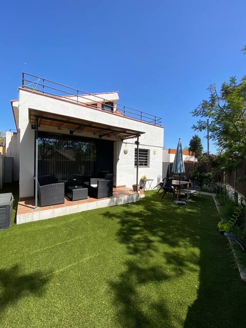House in Sant Cugat, 25 Mins to Barcelona center