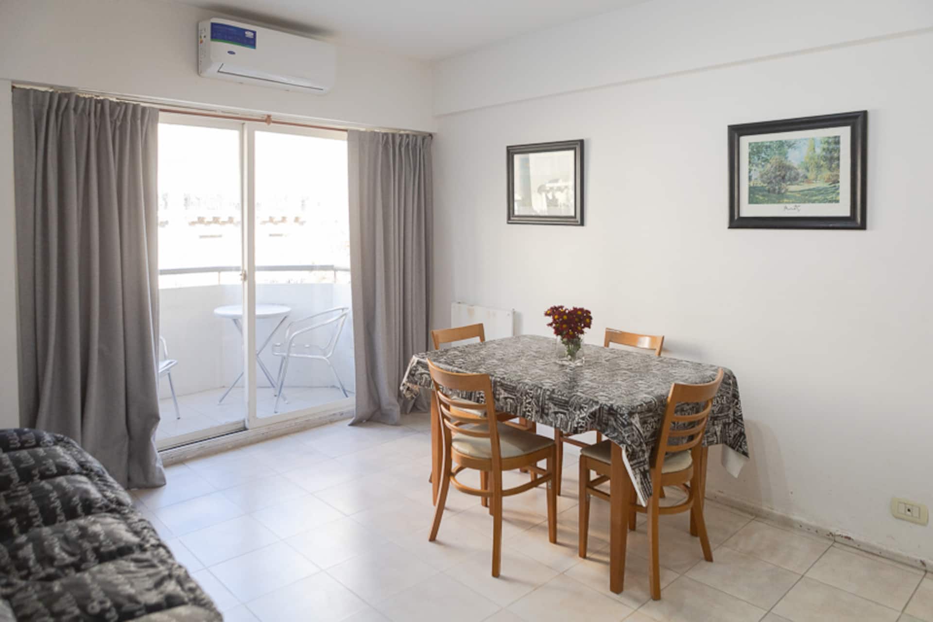 Квартира с 1 спальней 47 m² в Monserrat