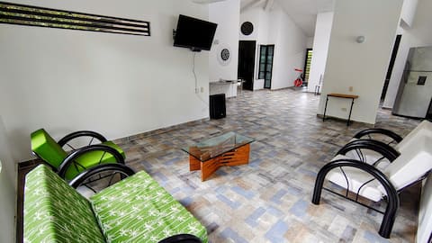Top Airbnb: Tropical Sumapaz River with Starlink in Melgar