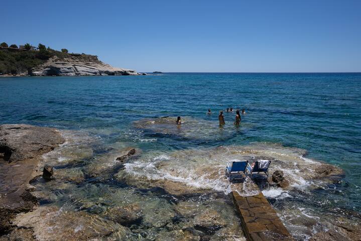 Private Beach Vila. Retreats&events venue gallery image 5