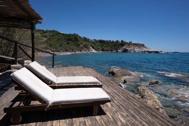 Private Beach Vila. Retreats&events venue gallery image 4