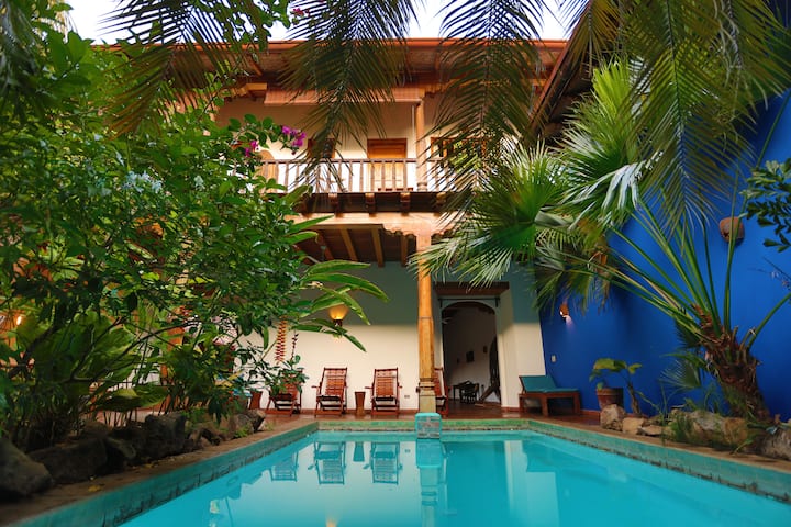 Beautiful Double Courtyard Colonial Paradise.