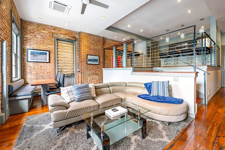 Private Hot Tub, Patio, & Grill, 3BR/3BA, Pool