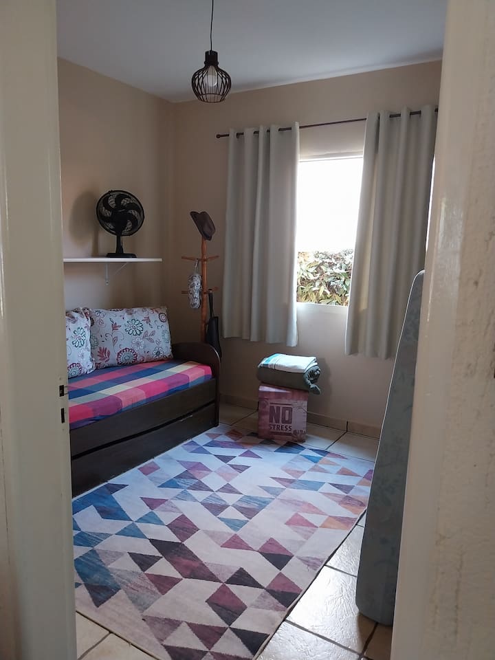 غرفة النوم 2