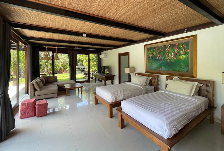 Habitación con dos camas (2 camas individuales que se pueden conectar a una cama King Size)