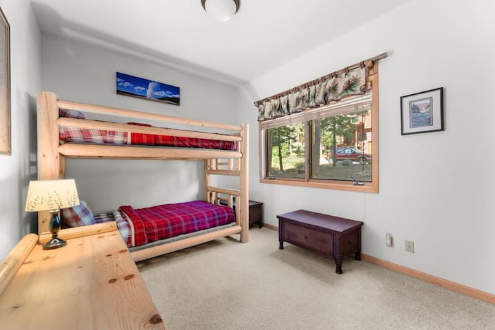 საძინებელი 3