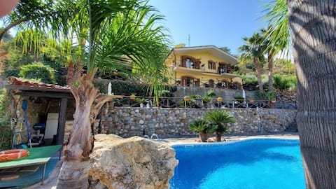 VillaGiulia Taormina Riviera Wonderful Villa&Pool!