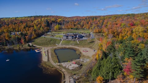 8 Bedroom Luxury Cottage- Muskoka