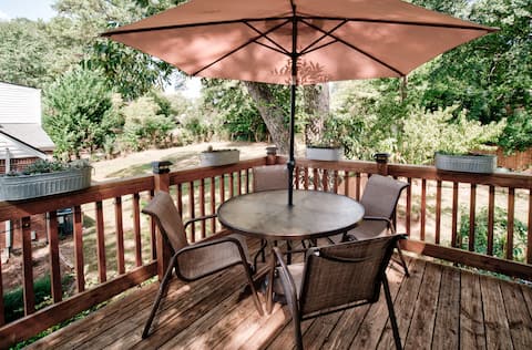 Private LEGO Suite w/Deck ❀ No Fees ♡ CDC ⚕ EmoryU