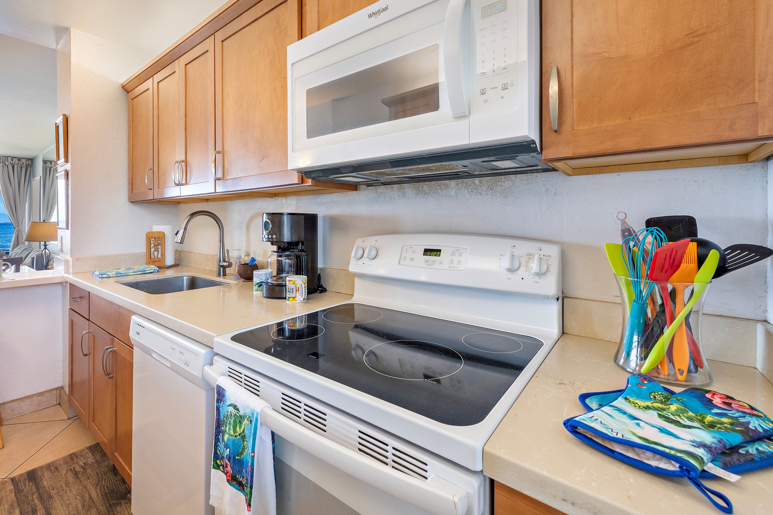 Condo in Kihei · ★4.8 · 3 bedrooms · 5 beds · 2 baths - Image 9