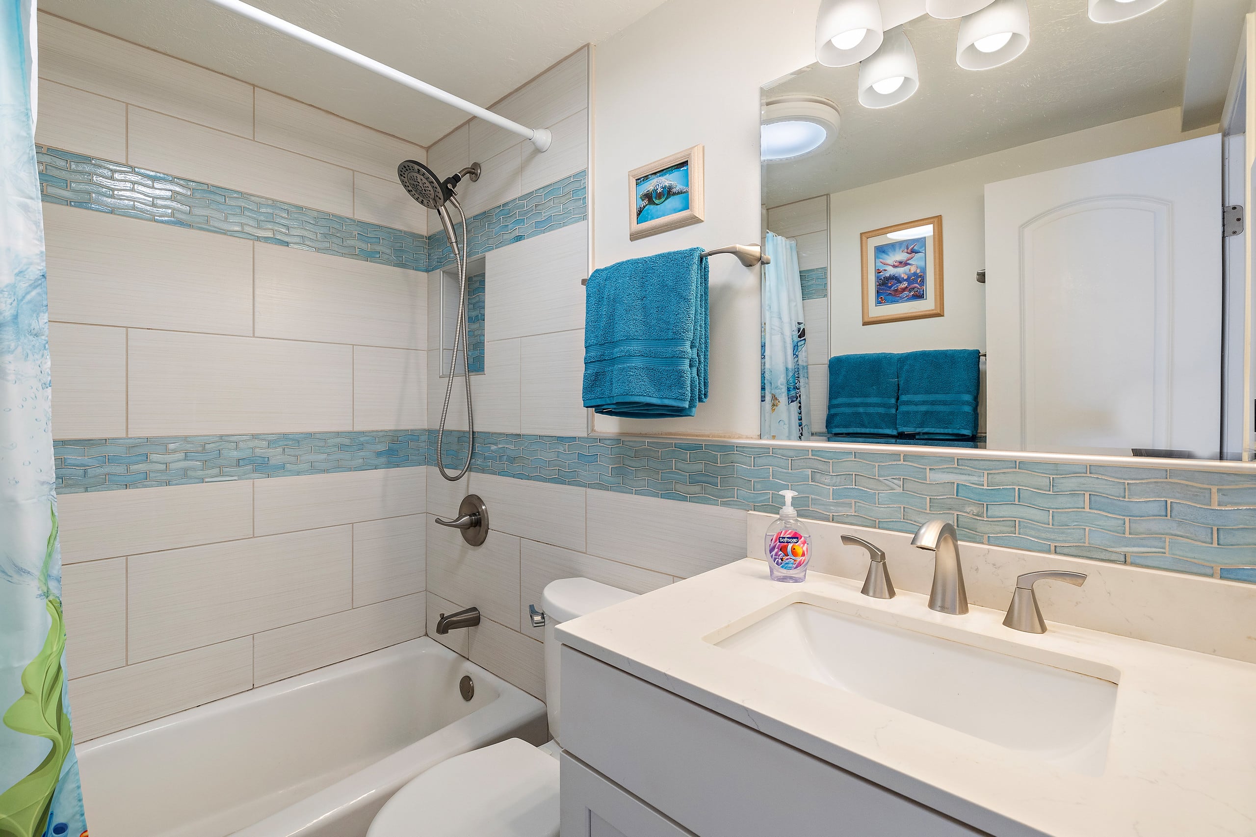 Condo in Kihei · ★4.8 · 3 bedrooms · 5 beds · 2 baths - Image 26