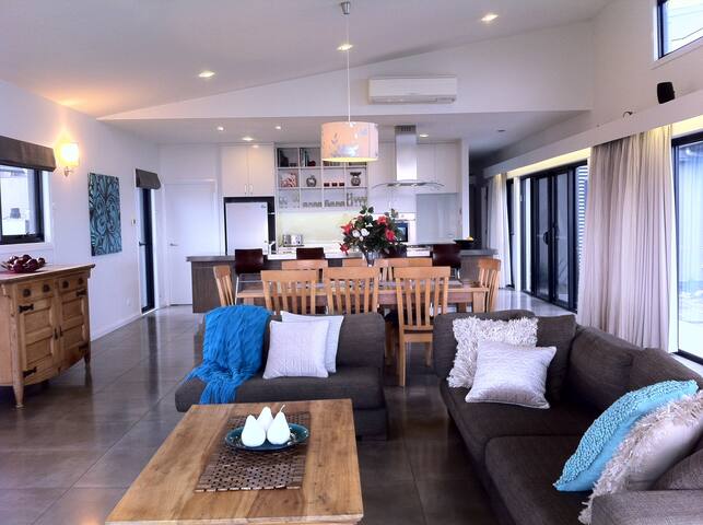 The Ridge, Gloucester gallery image 3