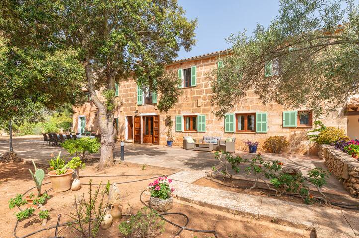 Ses Rotetes, charming Villa next to the Beach gallery image 3