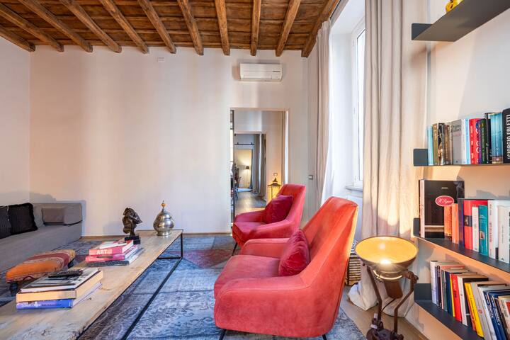 Campo Marzio, design lovers, 2 brooms 2 bath AC gallery image 3