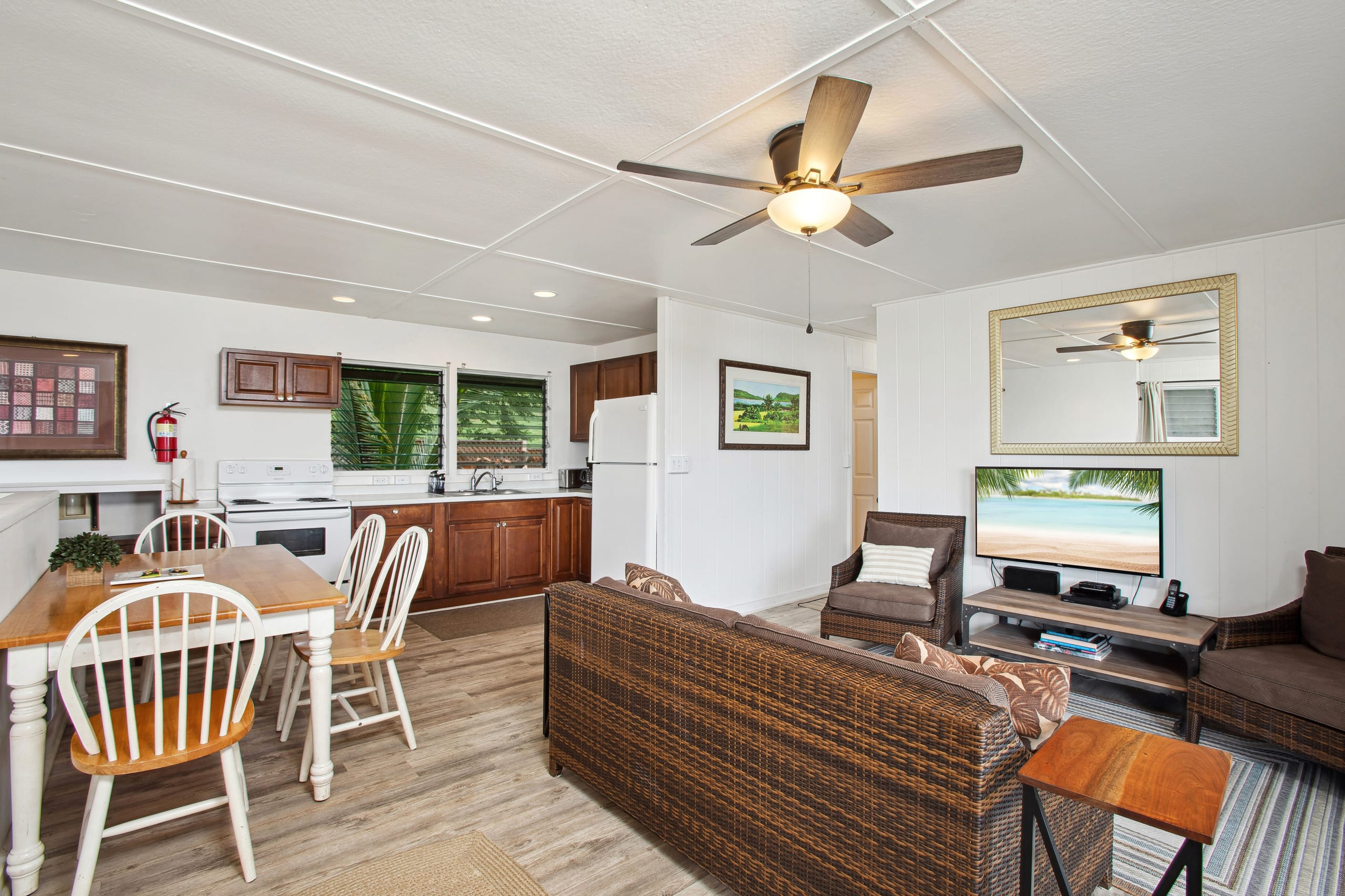 Home in Hana · ★4.81 · 3 bedrooms · 4 beds · 2 baths - Photo 6