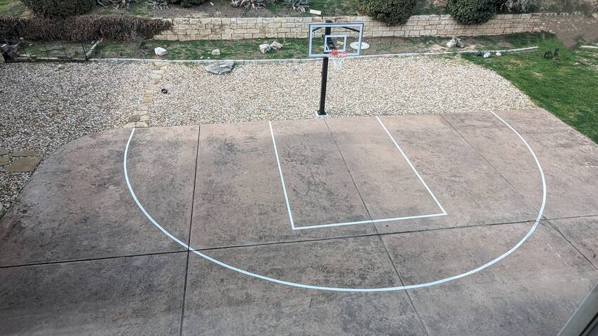 Texan Estate w/Pool Across From Lake Austin gallery image 5