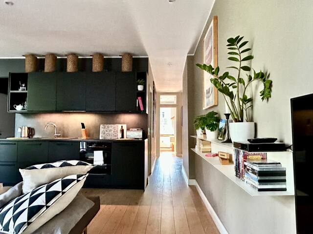 Gorgeous LEGAL Apartment for 6! 3BR / 2Bath. gallery image 4