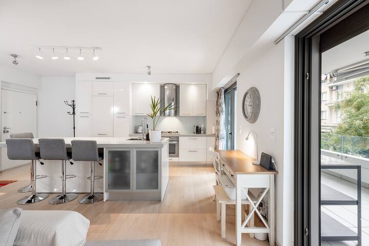 Apt next to the Acropolis museum gallery image 2