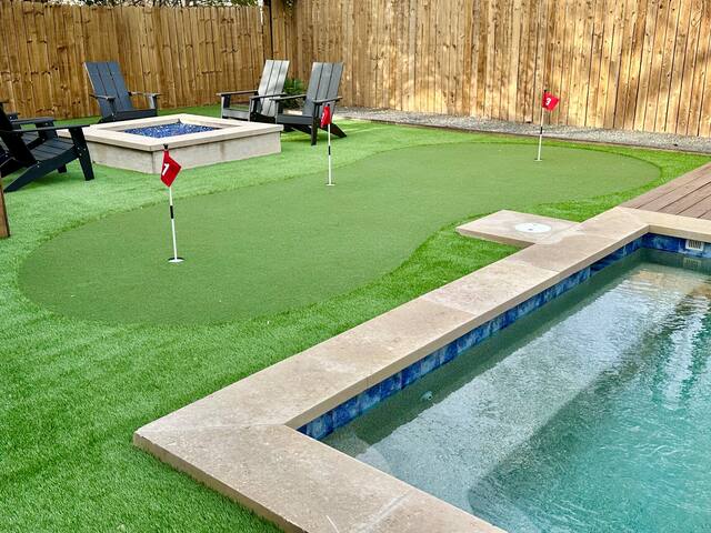 SocoVilla: Downtown Pool GolfGreen FirePit 18Beds gallery image 5