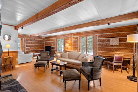 Ski-In/Ski-Out • PTDN km 39 • Cedar Creek House