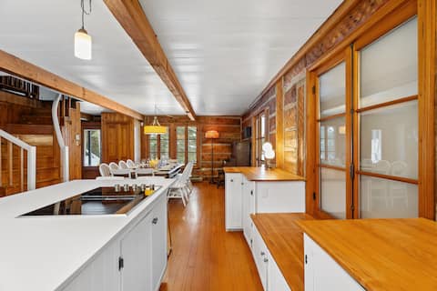 Ski-In/Ski-Out • PTDN km 39 • Cedar Creek House