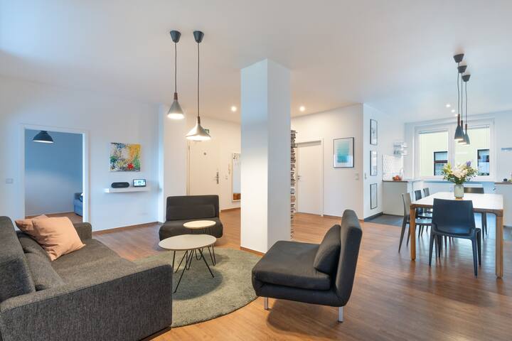 Penthouse (115sqm) with 3 Bedrooms & Balcony gallery image 3