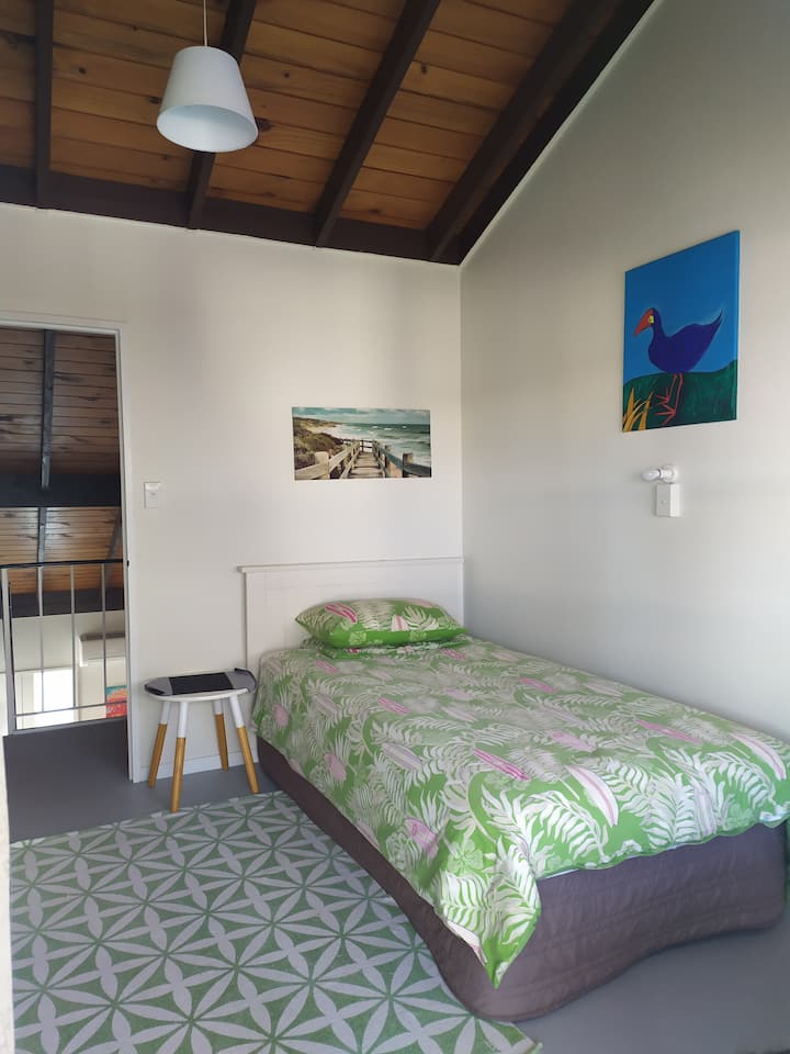 საძინებელი 3