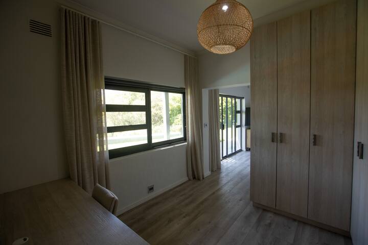 Bright and spacious home with private pool gallery image 5