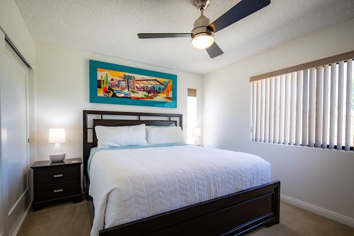 客房2配备加大双人床