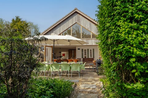 Heated Pool, Hot Tub, Sauna, Games - Upton Bourn