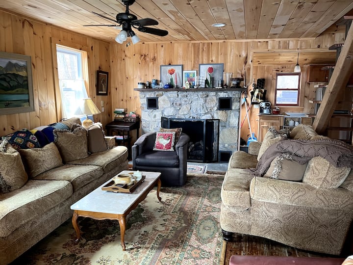 Lake Buel Retreat: Stunning Views And Private Dock - Great Barrington, MA