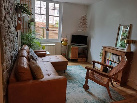 Propriété Airbnb réussie: Apartment in the Arènes district. Terrace à Bayonne