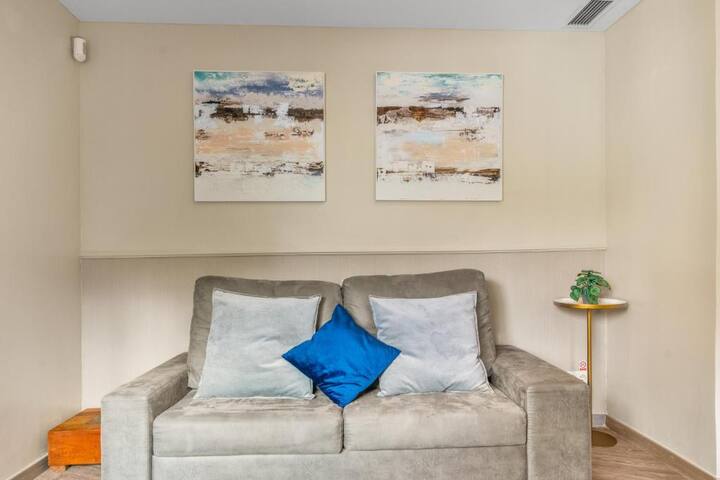 Classic Flat near Sagrada Familia / Shared terrace gallery image 5