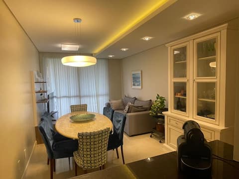 Imóvel de sucesso: Beachfront Apartment with a View of the Sea and Ingleses Beach em Ingleses Centro