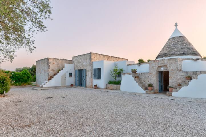 Trullo La Dolce Vita Deluxe gallery image 2