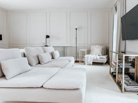 Successful Airbnb property: Stylish Studio w/Balcony in Historic Corn Hill in Rochester