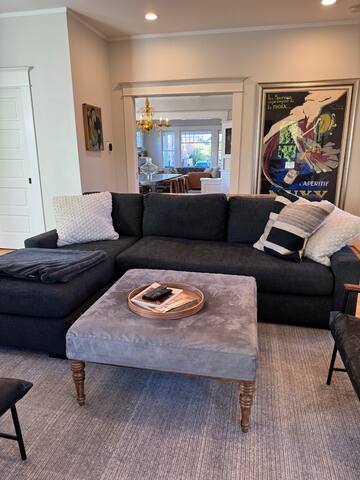 NE Portland Craftsman gallery image 2