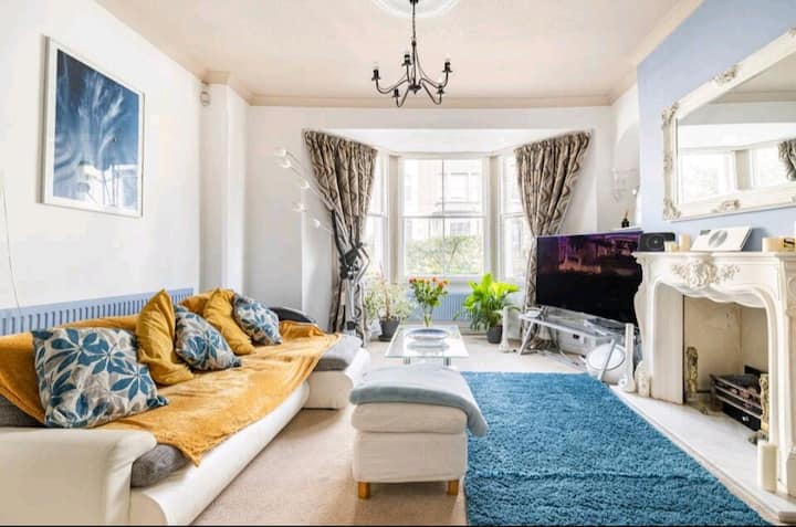 Luxury Home, Central Cardiff, Sauna & Hot-tub. - Cardiff