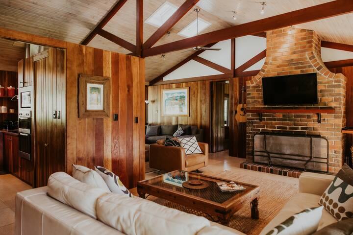 Blue Gum Retreat Mountain View gallery image 2